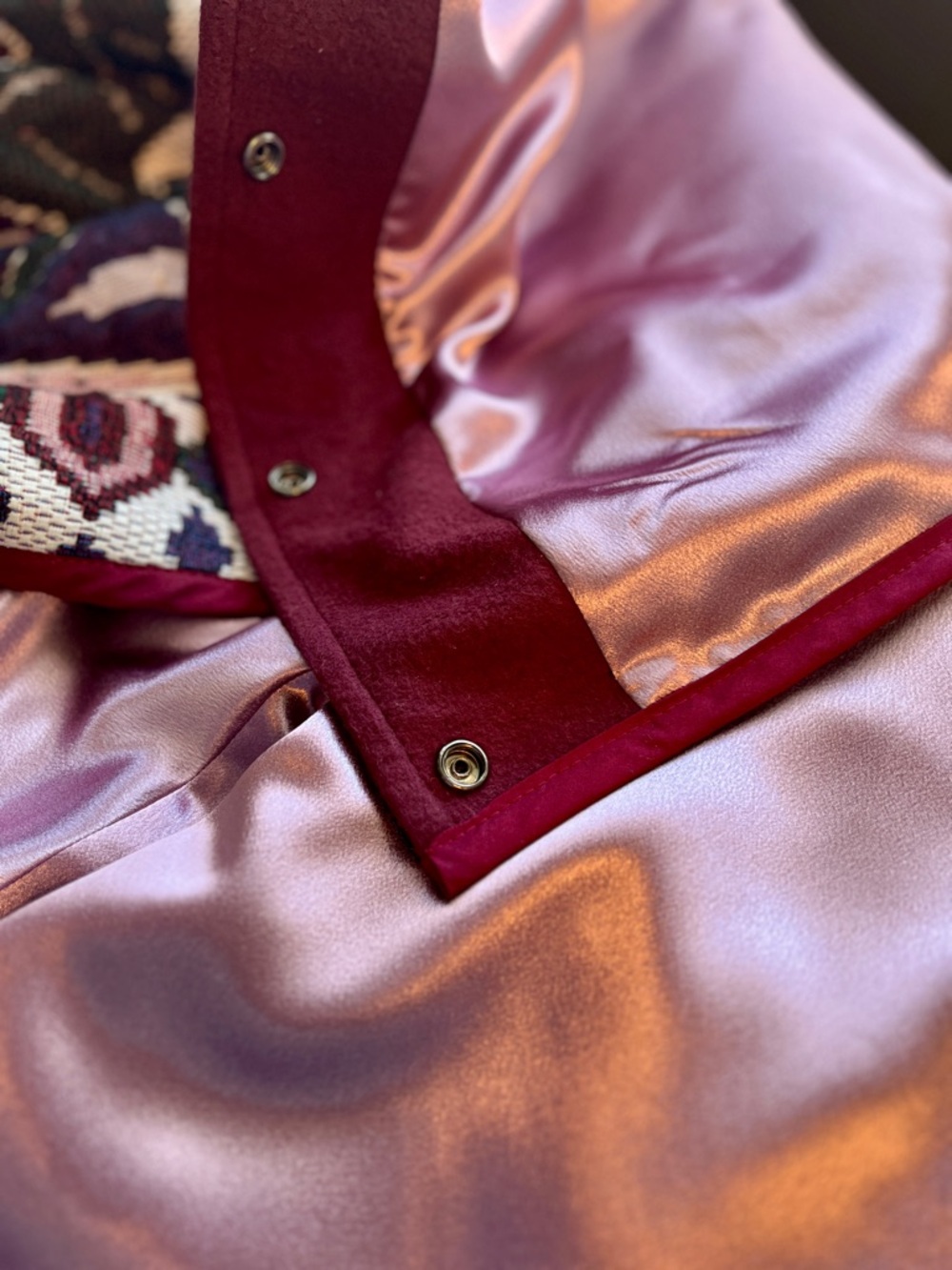 Galloping horses chore coat, reworked woven blanket, ladies' size L-2XL - Picture 10 of 16